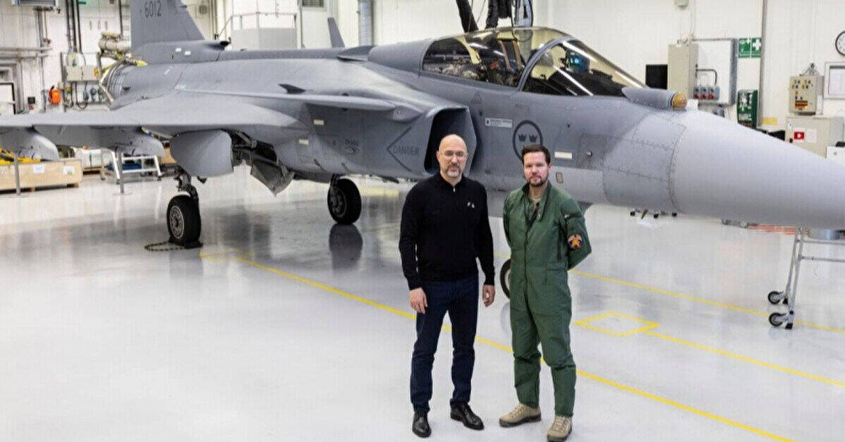 Шмигаль: Україна та Швеція працюють над прискоренням постачання Gripen