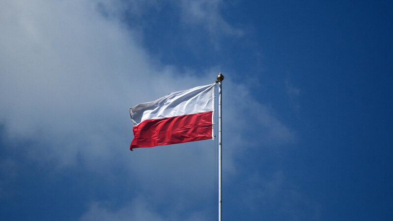 У Варшаві заявили, що диверсії на залізниці не вплинуть на допомогу Україні