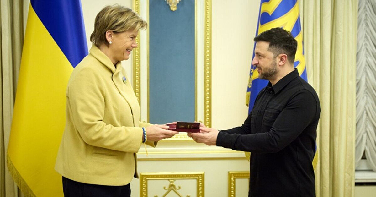 Зеленський відзначив главу МЗС Латвії орденом “За заслуги”