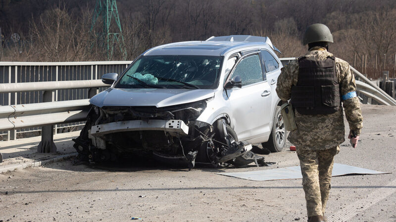 План Трампа, швидше за все, провалиться, але мир в Україні може настати у 2026 році – Bloomberg