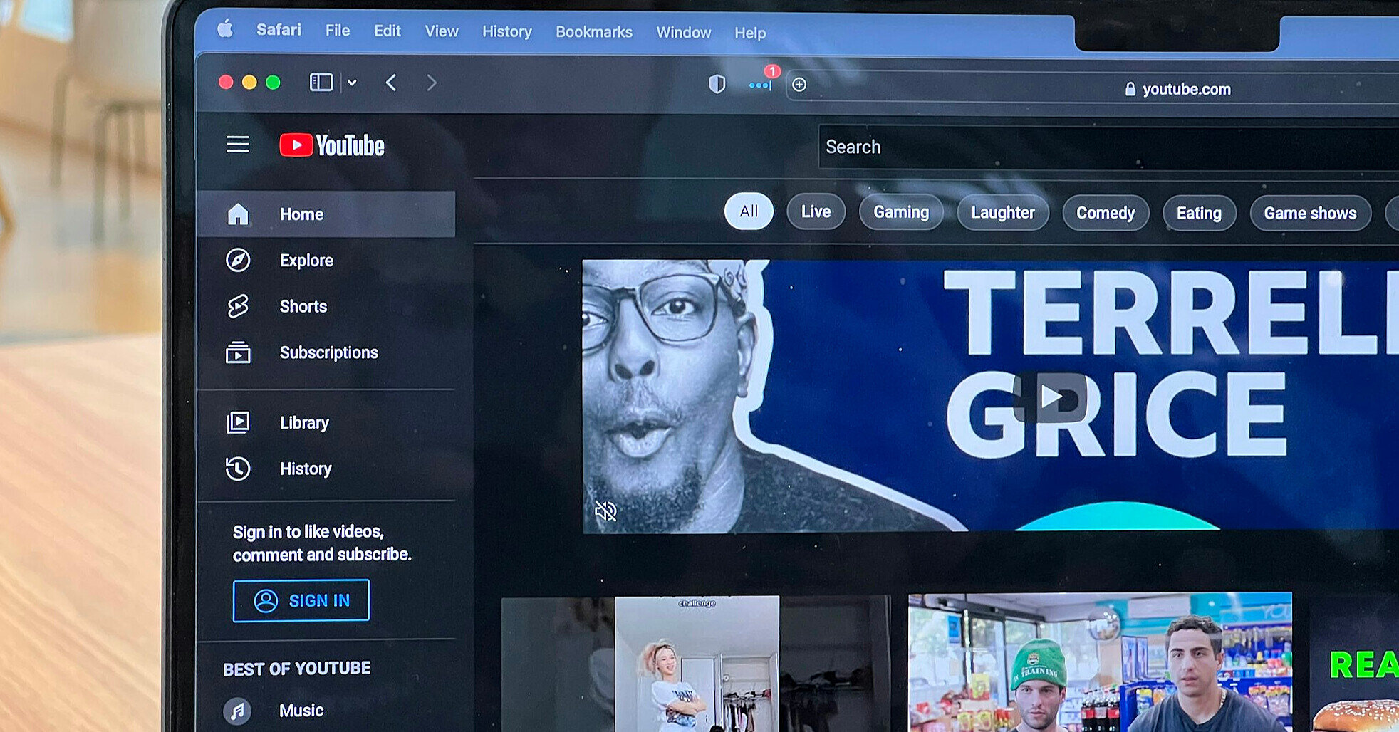 YouTube тестує функцію самостійного управління стрічкою рекомендацій