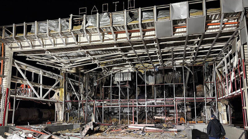 У Фастові демонтують зруйнований обстрілом вокзал та побудують новий