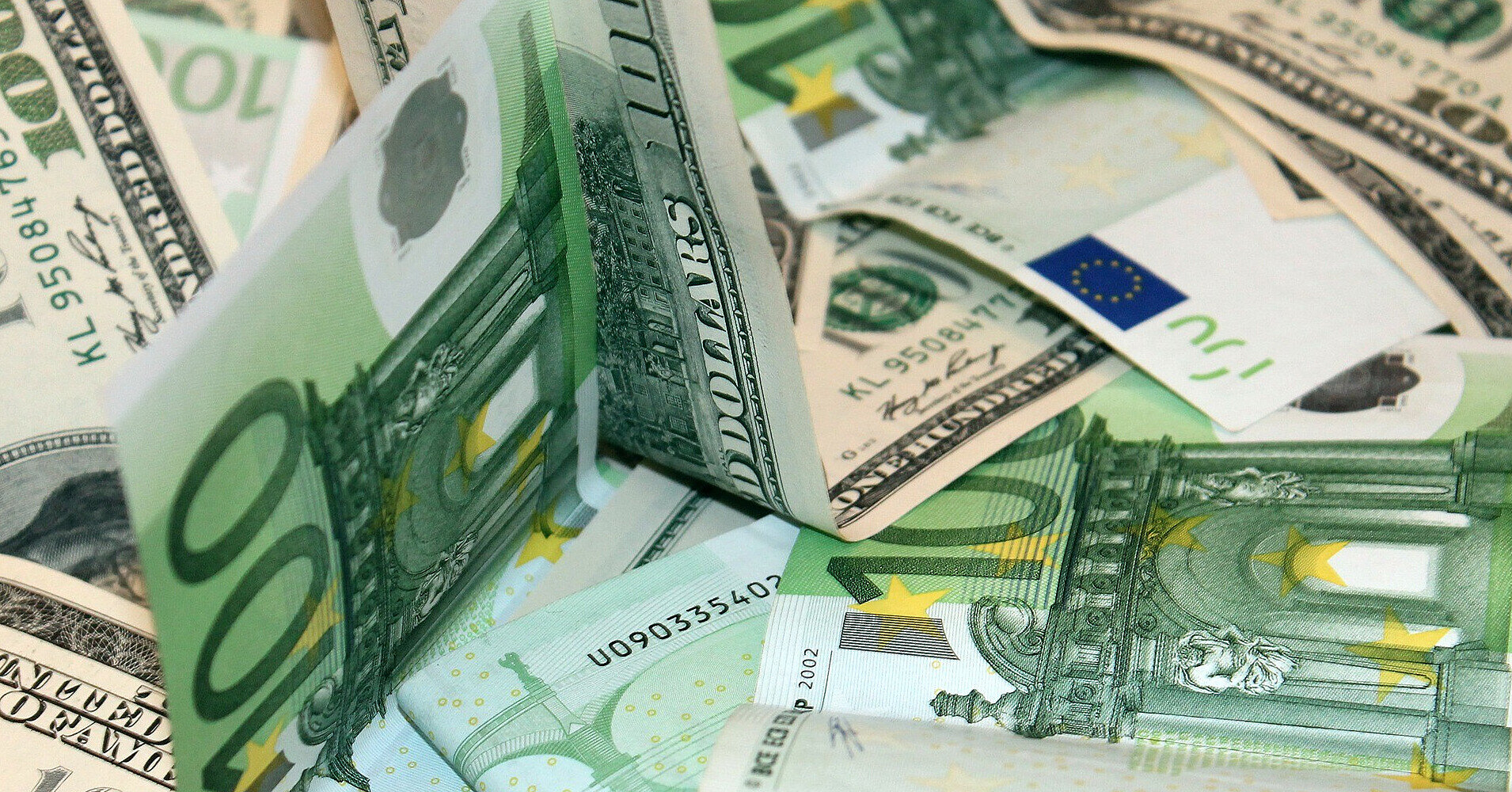 Євро по 50 грн. Чого очікувати далі