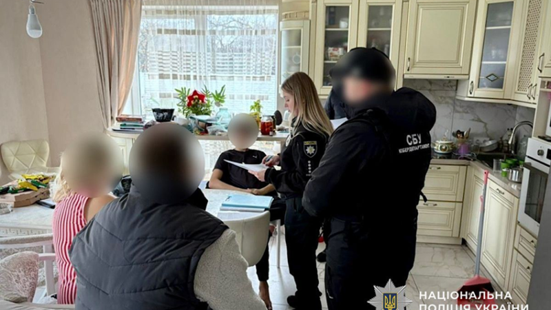 10 тисяч доларів за непридатність до служби: у Дніпрі викрито схему отримання фіктивних довідок