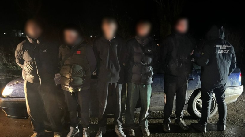 10 тисяч доларів США за перехід до Молдови: прикордонники затримали групу втікачів з Дніпропетровської та Київської областей