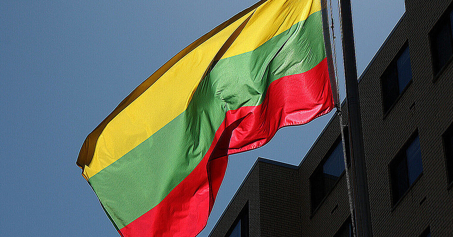 Литва виявила метеокулі з контрабандою у районах, що межують із Білоруссю