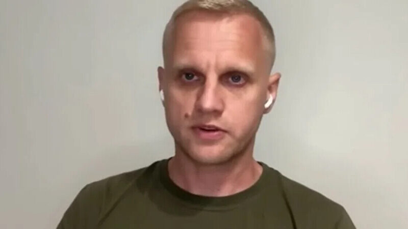 Шабунін звинуватив правоохоронців у “зливі” інтимних фото в мережу: ДБР анонсувало перевірку