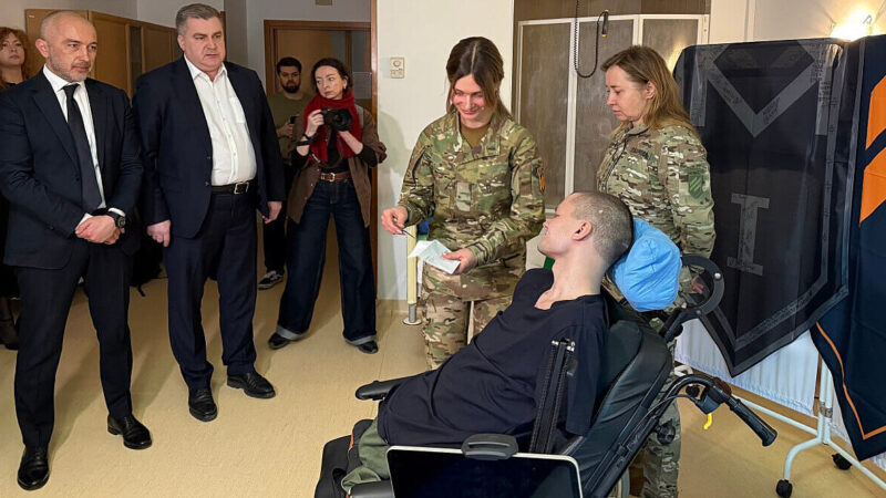 “ПриватБанк” після скандалу змінить підхід до роботи з людьми з інвалідністю