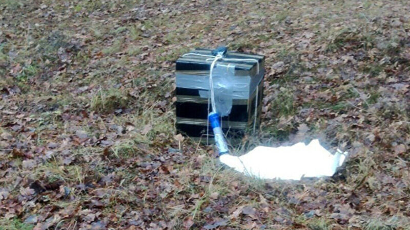 Повітряна куля з білоруськими цигарками залетіла на Волинь – ДПСУ