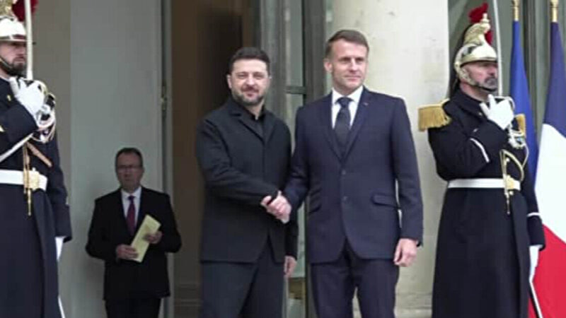 У Єлисейському палаці відбувається зустріч Зеленського та Макрона