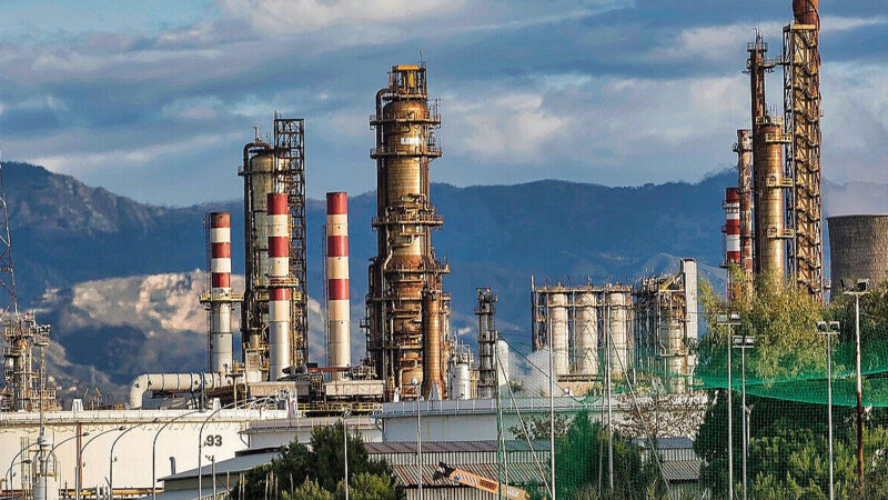 Переговори у Москві щодо миру в Україні вплинули на вартість нафти