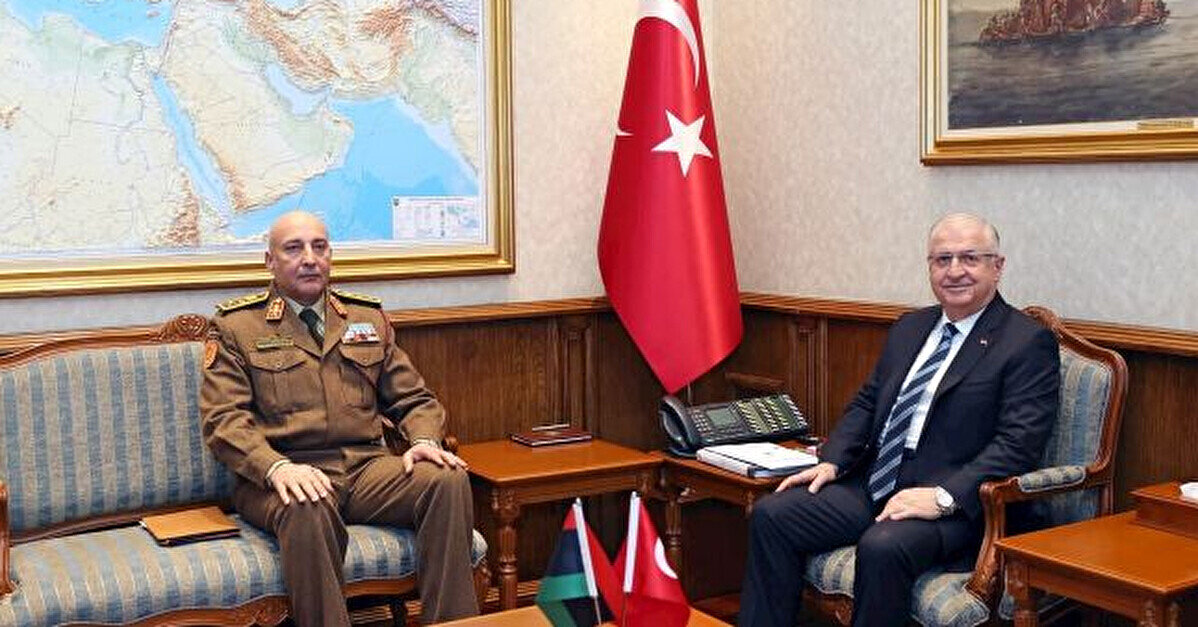 У Туреччині розбився літак, на борту якого був начальник Генштабу Лівії