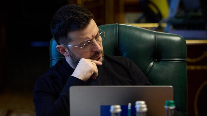 Майже 20% українців вірять у непричетність Зеленського до “схеми Міндіча”