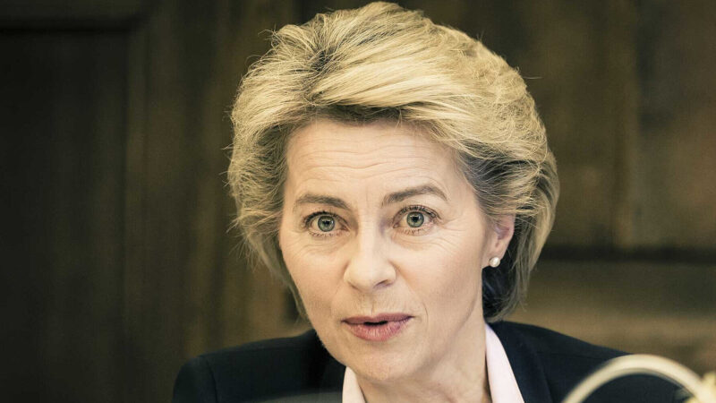 ЄС досі платить РФ за енергоносії 1,5 млрд євро щомісяця – президентка Єврокомісії