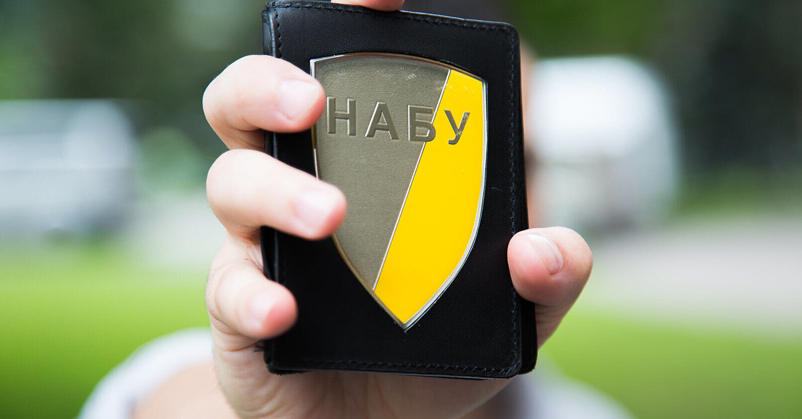 НАБУ повідомило про підозру ще одному нардепу у справі про гроші у конвертах