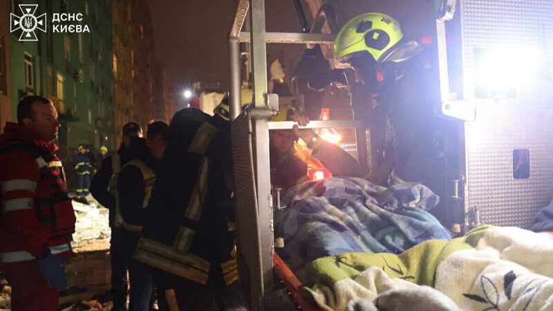 Зросла кількість жертв удару по Києву 29 листопада: у лікарні помер чоловік