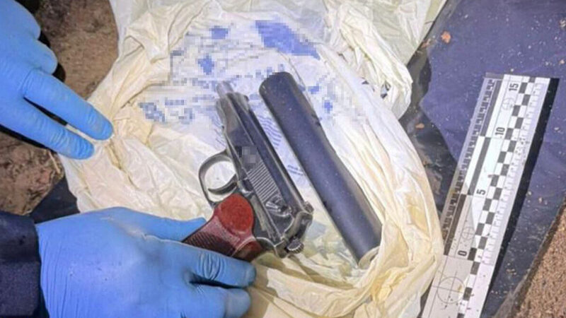 Правоохоронці знайшли пістолет, з якого вбили ексспікера Ради Парубія