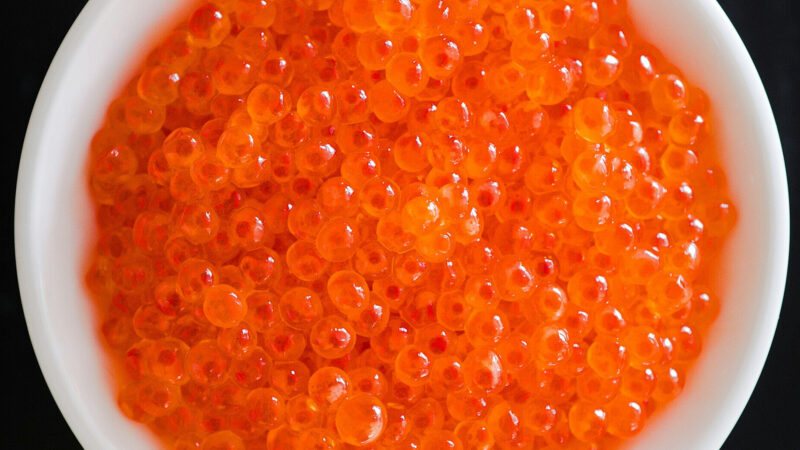 У Росії заявили, що подарували Віткоффу ящик ікри для Трампа