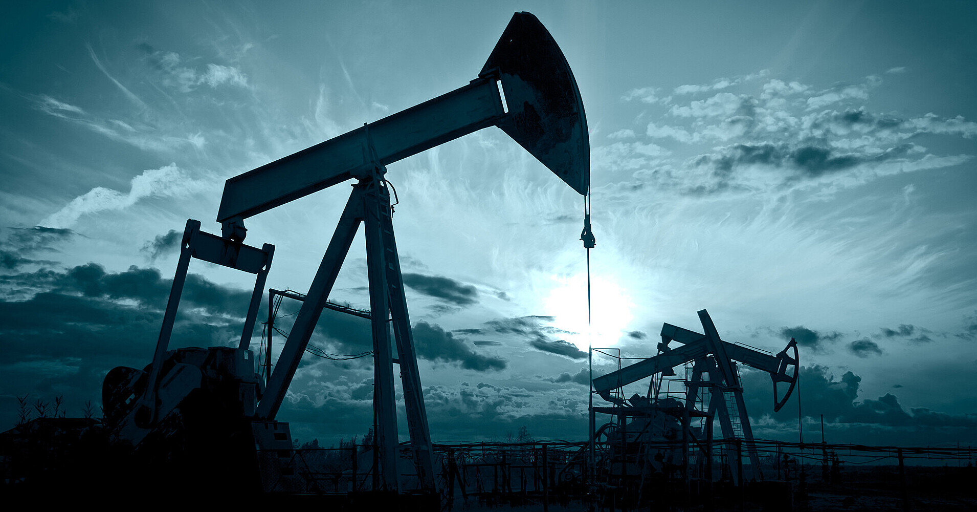 Світові ціни на нафту продовжують зростати: у Bloomberg назвали причини