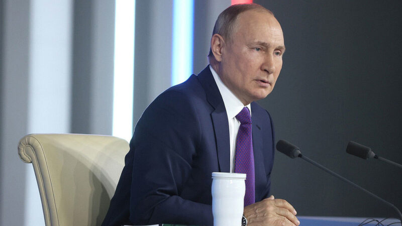 У Міноборони РФ розповіли “деталі” про нібито атаку на резиденцію Путіна