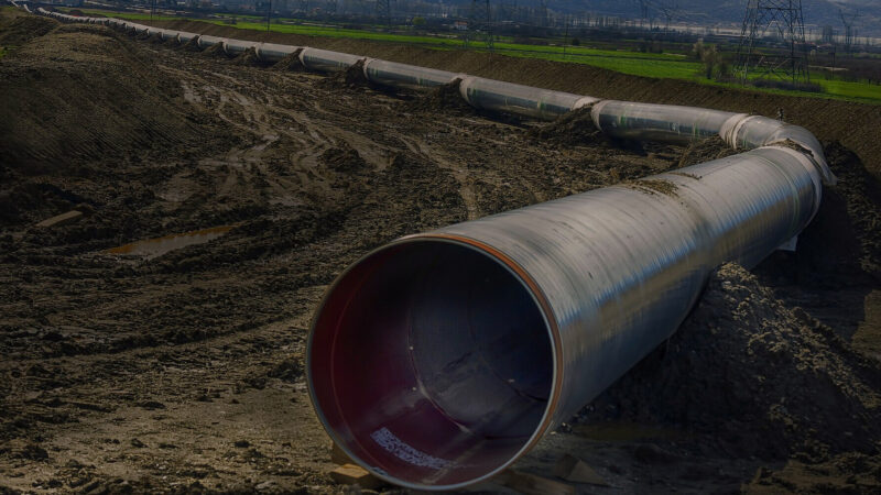 На Закарпатті організували втечу чоловіків за кордон через газову трубу