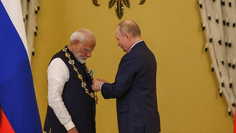 Моді заявив під час зустрічі з Путіним, що Індія не нейтральна, а на боці миру