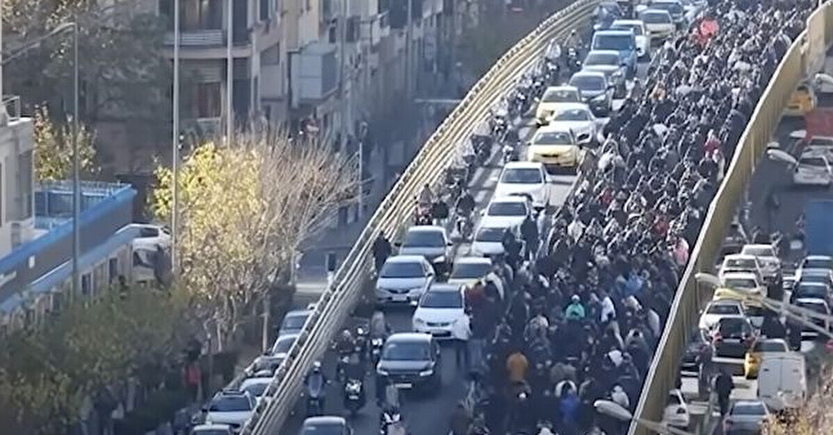 В Ірані спалахнули масові протести на тлі економічної кризи