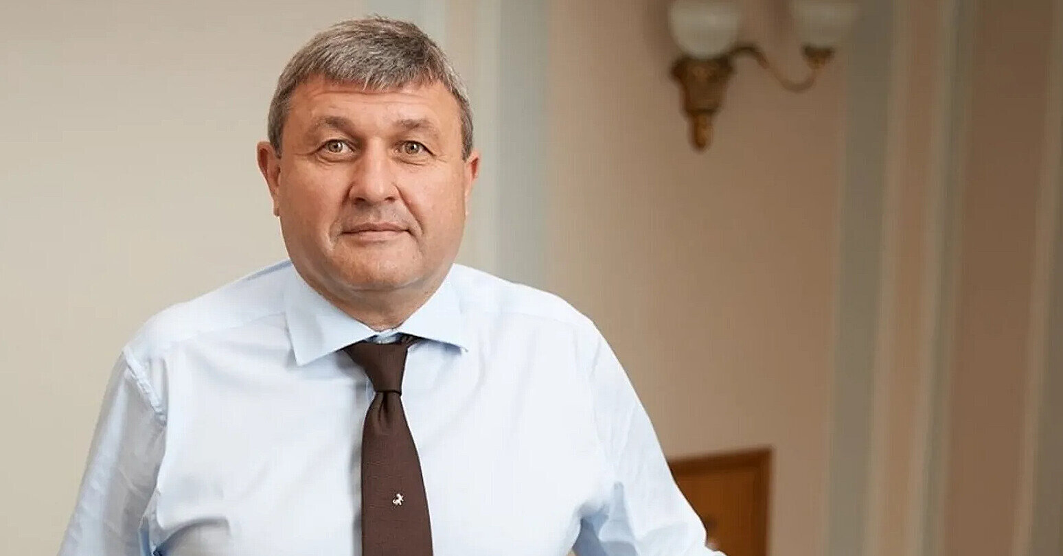 САП вимагає конфіскувати у “слуги” Литвиненка три елітних автомобілі – ЗМІ