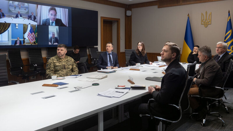 Зеленський розповів про переговори зі США щодо відбудови України