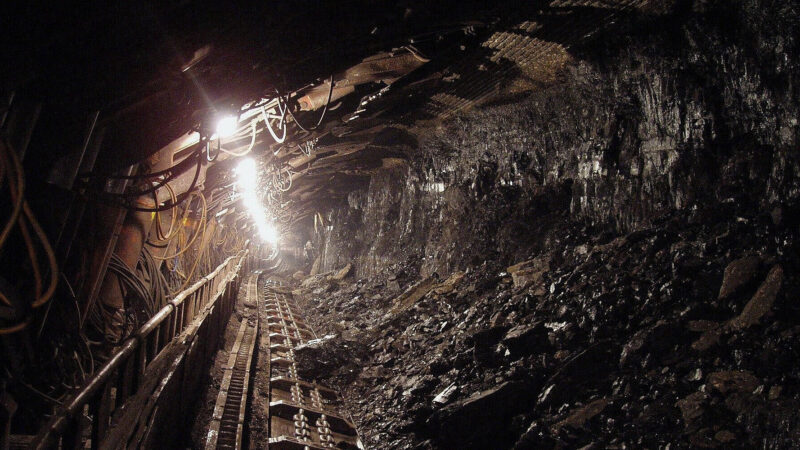 ДТЕК призупинив роботу останньої шахти у Донецькій області