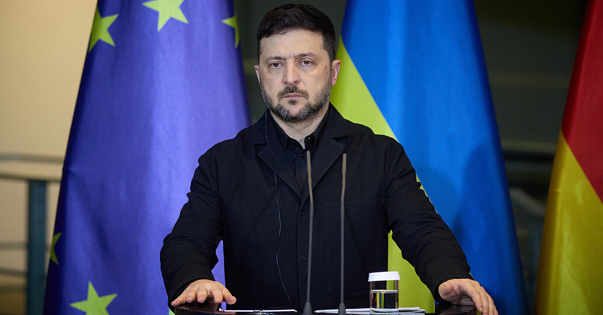 Зеленський: Україна наполягає на створенні трибуналу і комісії щодо репарацій