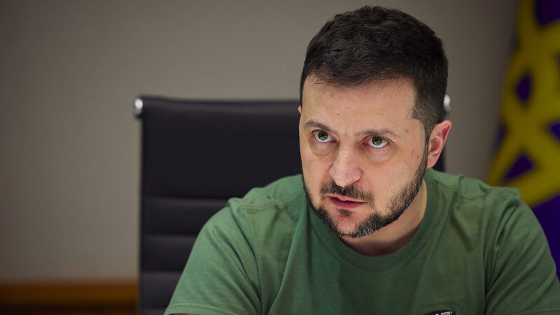 Зеленський прокоментував можливість передачі яких-небудь територій