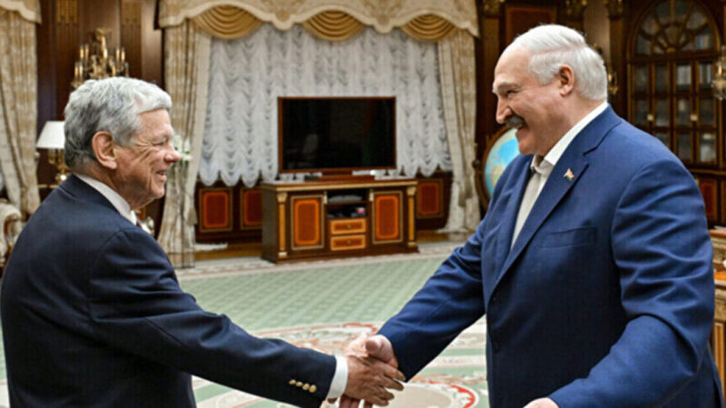 Cпецпредставник США розповів, чому обговорював з Лукашенком війну РФ і України