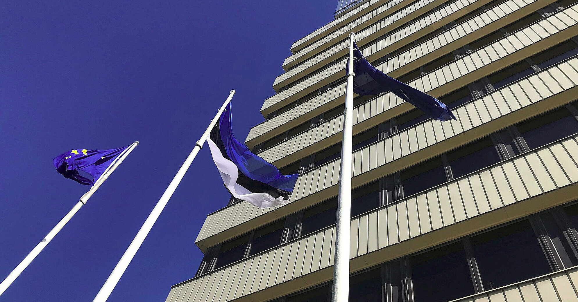 Естонія почала будувати бункери на кордоні з Росією