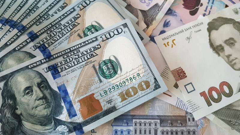 Україна сплачуватиме по 10% ВВП за борговими виплатами за 3 роки