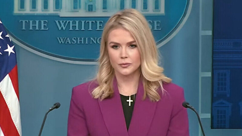 У Білому домі заявили про доопрацювання мирного плану для України