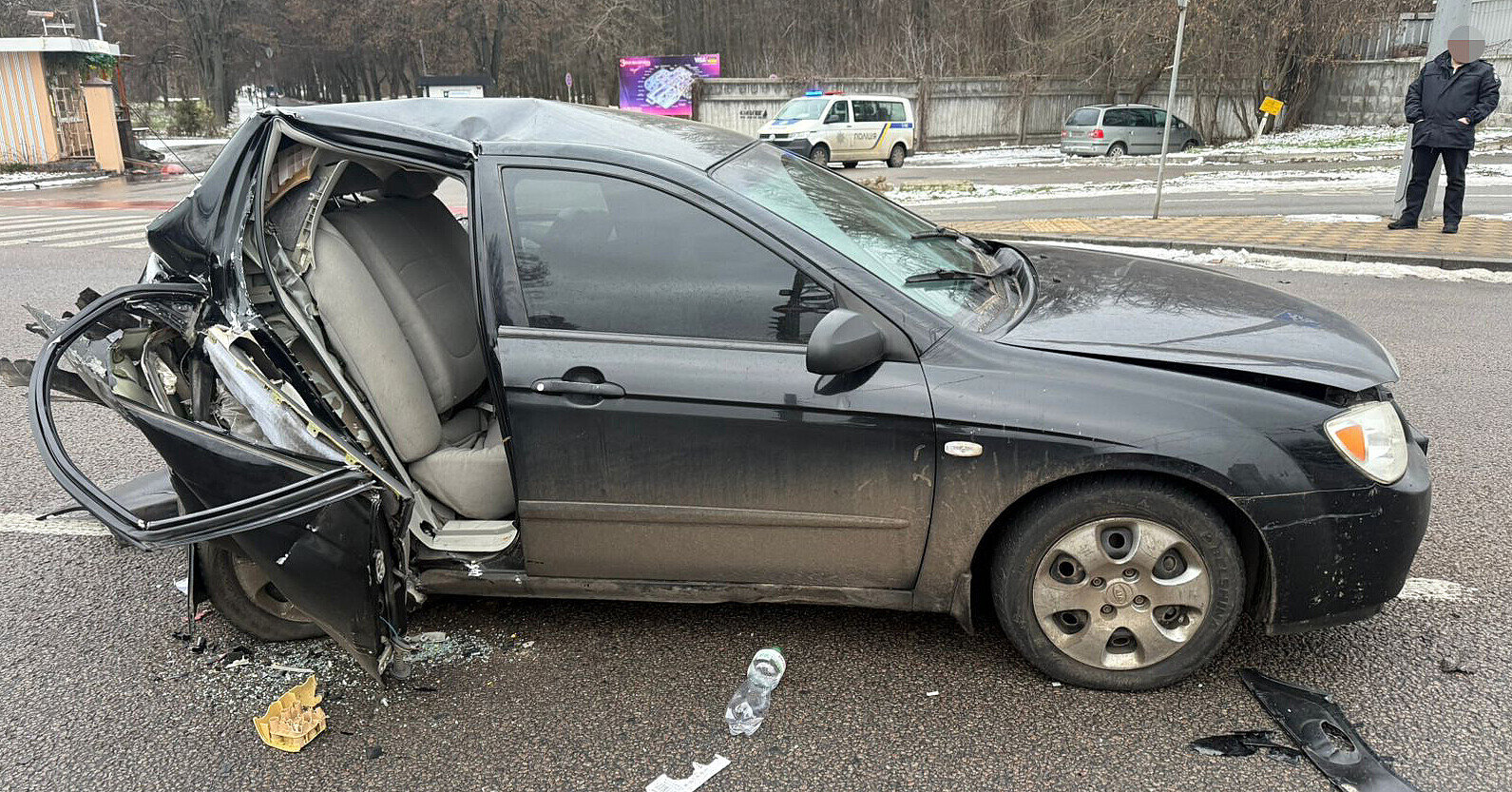 У Києві сталася смертельна ДТП за участю військового: загинула жінка, постраждали діти