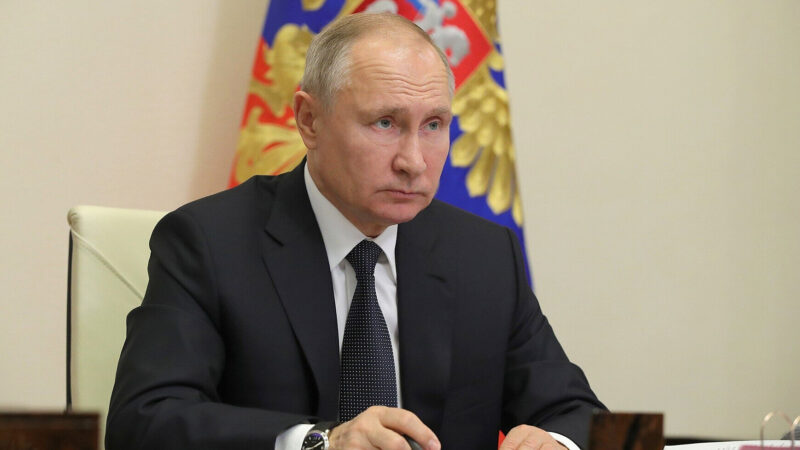 Путін готовий не бити вглиб України в день виборів, але є нюанс