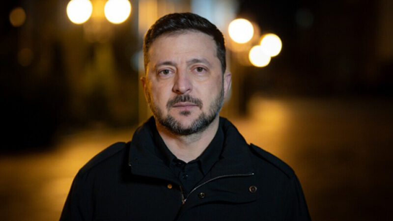 Зеленський доручив підготувати нові підходи до формування святкового календаря