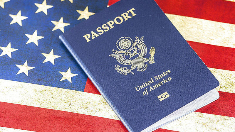 США закликають своїх громадян негайно покинути Венесуелу