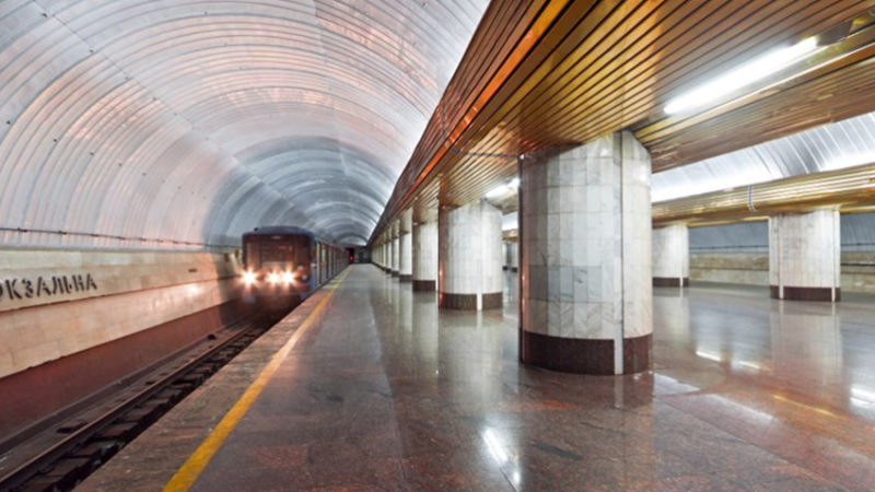 Метро Дніпра відзначило 30-річчя: ЄБРР оголосив новий тендер