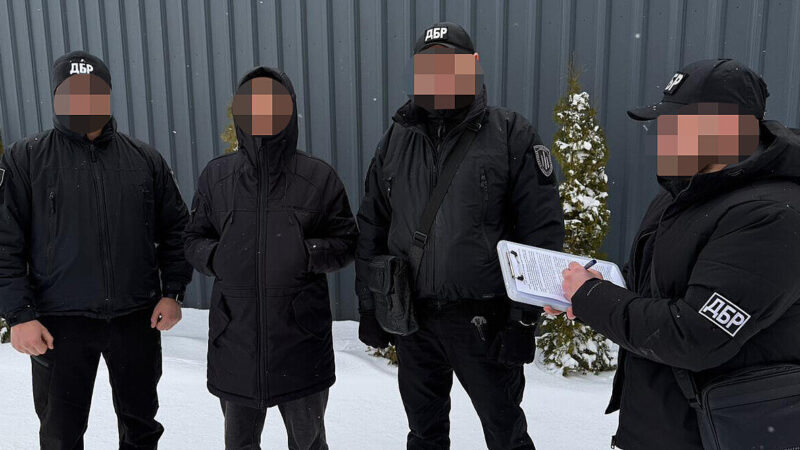 Полковник ЗСУ та ще 4 фігуранти привласнили 47 мільйонів на закупівлі дронів – ДБР