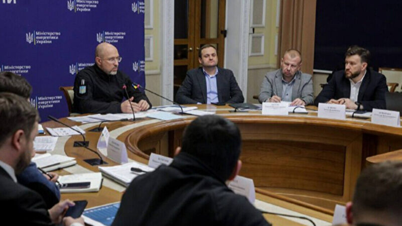 Київ повернеться до графіків, але є нюанс: Шмигаль попередив про серйозну проблему