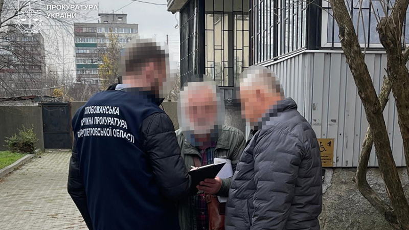 Залишив у тілі пацієнтки сторонній предмет: у Дніпрі судитимуть лікаря-онколога