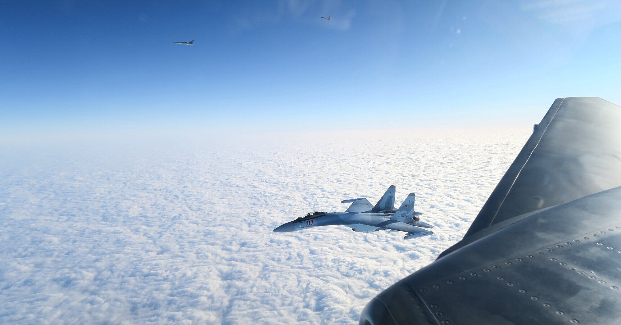 Шведська авіація перехопила над Балтійським морем військові літаки РФ