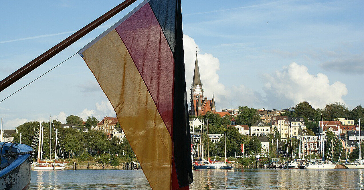 ЗМІ розкрили мережу “тіньової пошти” Путіна, яка працює в самому серці Німеччини