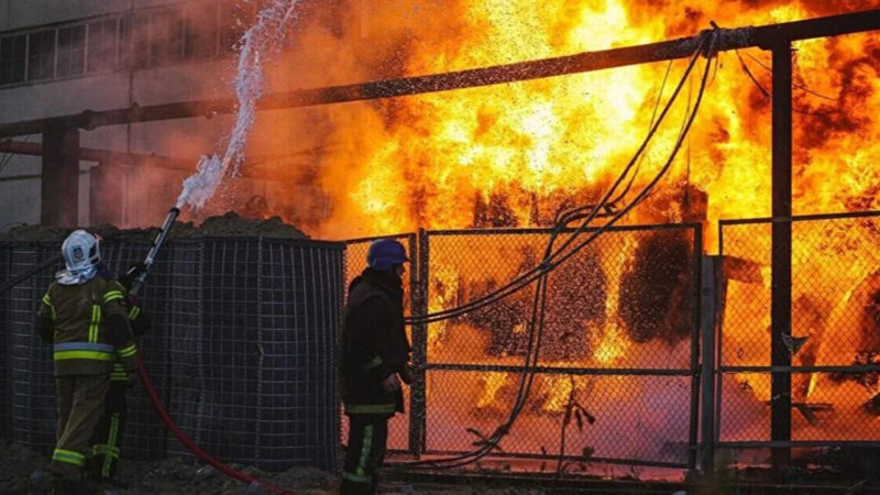 Ворог масовано атакував енергетику в декількох областях – Укренерго