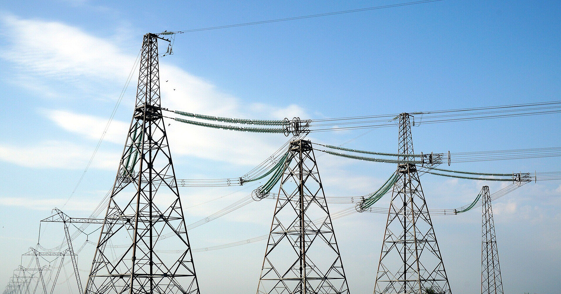 Енергетики фіксують зростання споживання електроенергії в Україні