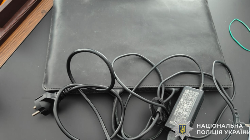 Поліцейські Дніпра викрили шахрайську схему незаконного заволодіння землями фермерських господарств