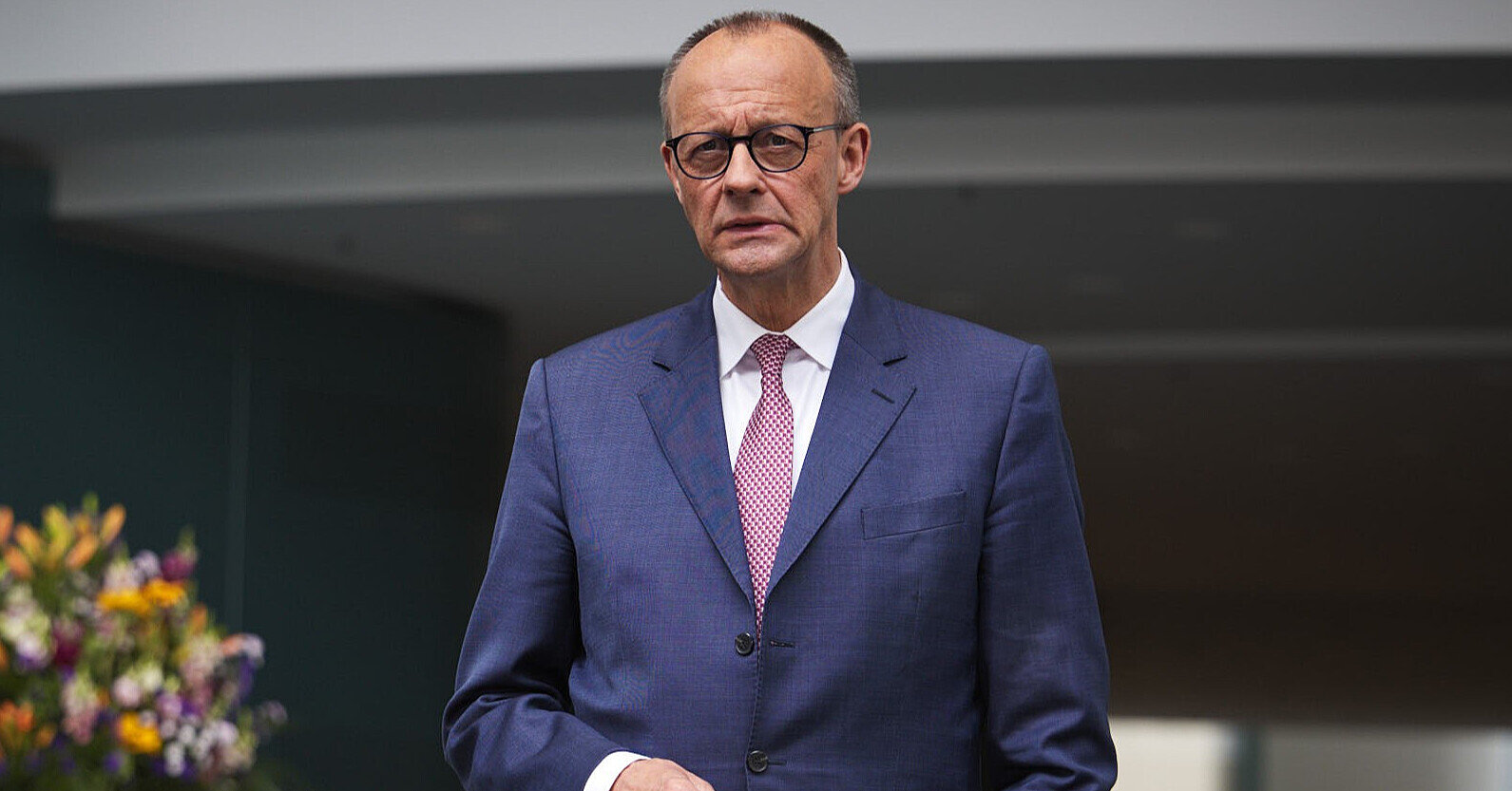 Мерц заявив коаліції про “критичний стан” певних секторів економіки Німеччини – ЗМІ